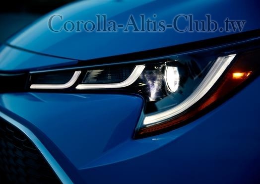 2019_Toyota_Corolla_Hatchback_08_9B3AA5673305489583E66D6B56F805CA972967D9_low.jpg